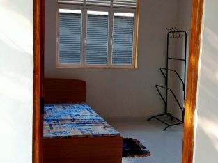 Room on monthly rental