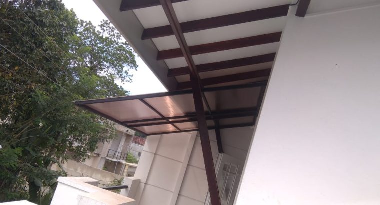 Polycarbonate transparent roof