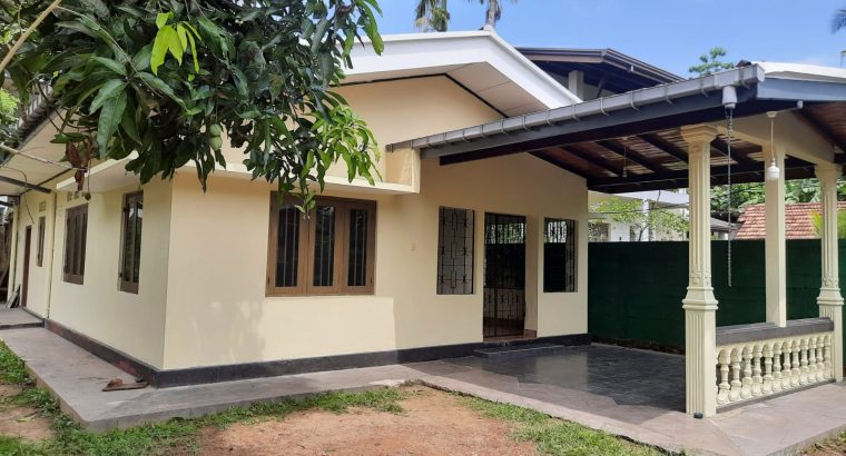 3 bed room house rent at Galle town 3 bed room