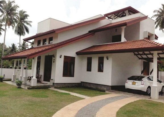 Luxury House for Rent in Andiambalama.