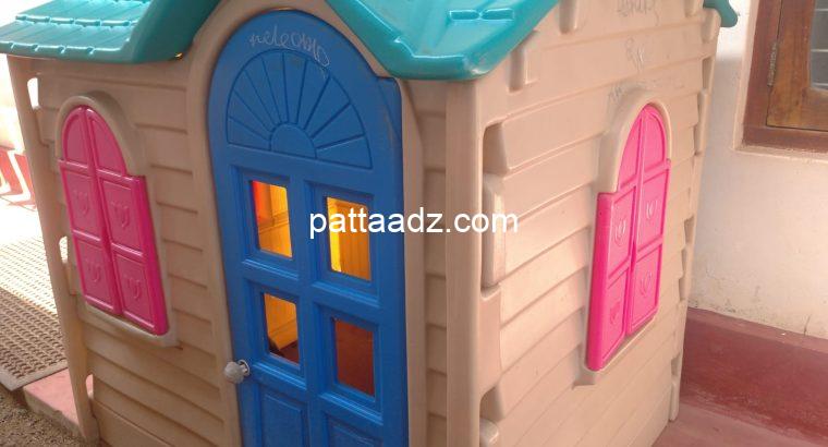 Kids Play house for sale