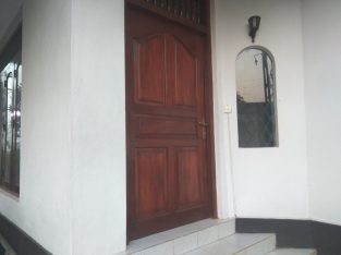 Room for rent in Maharagama ( මහරගම කාමරයක් කුලියට දීමට තිබේ )